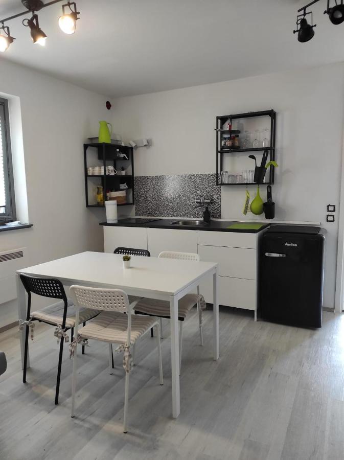 Appartamento Apartma Ziva Hiska 92 Catez ob Savi Esterno foto