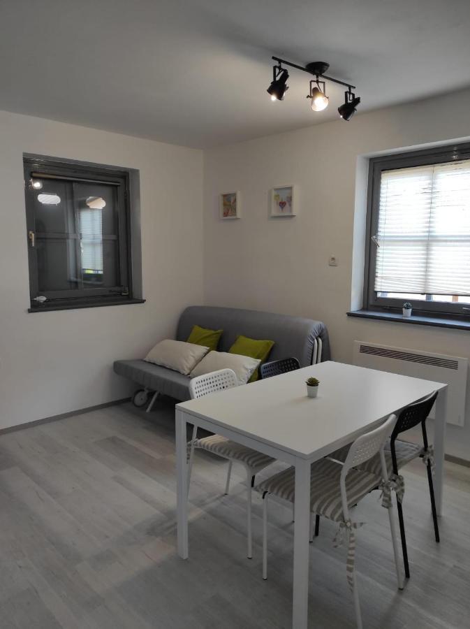 Appartamento Apartma Ziva Hiska 92 Catez ob Savi Esterno foto